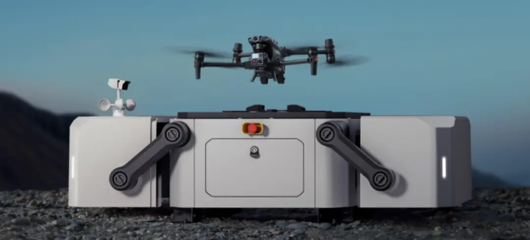 Micro Air Conditioner for Drone Docking Cooling